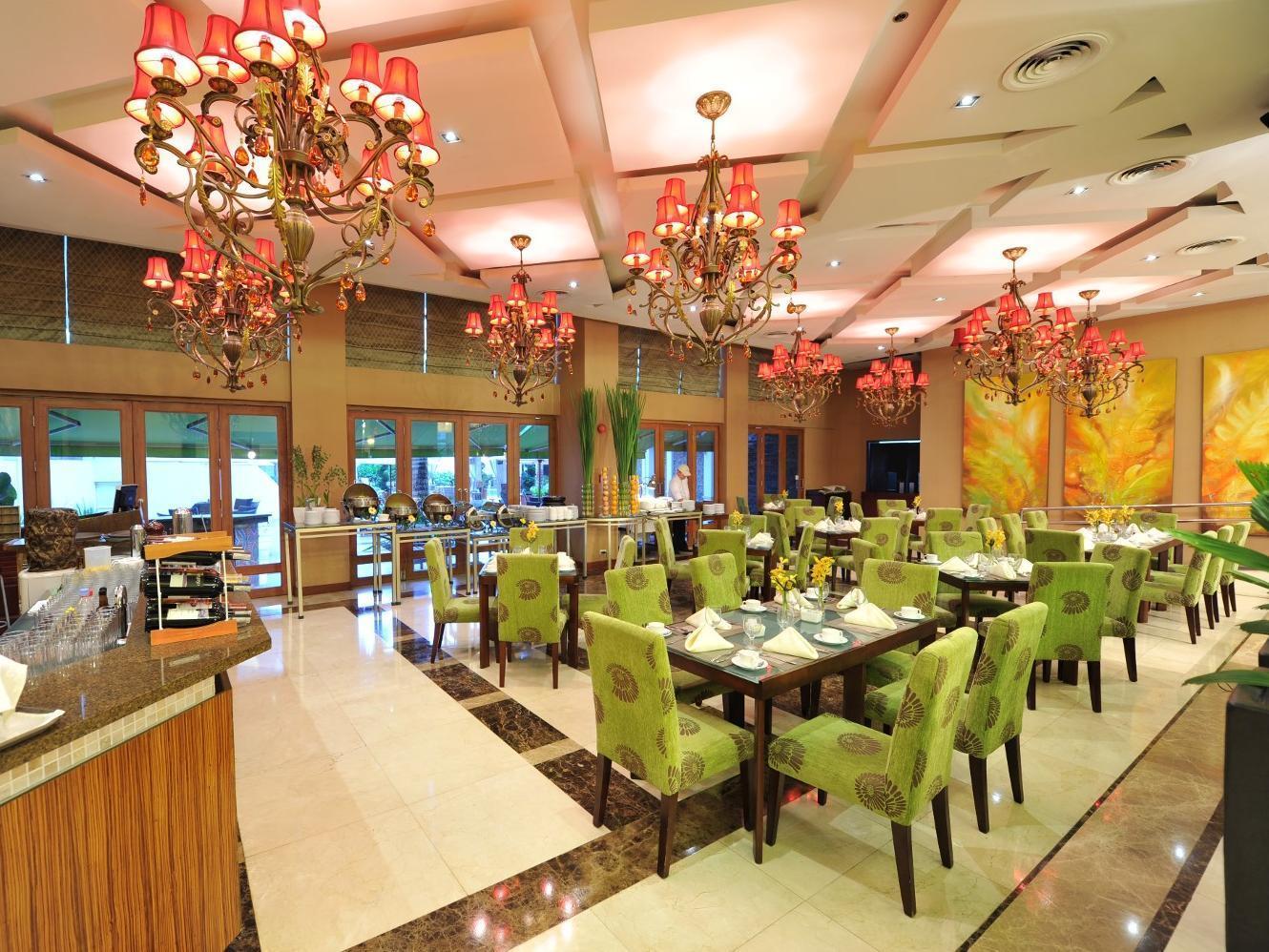 The Avenue Plaza Hotel Naga  Ngoại thất bức ảnh